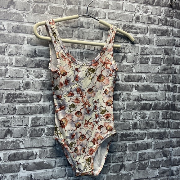 LA Hearts - Picture 3 of 10